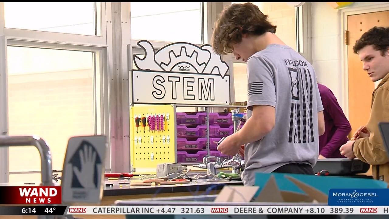 Pawnee High School students ahead of the curve in STEM